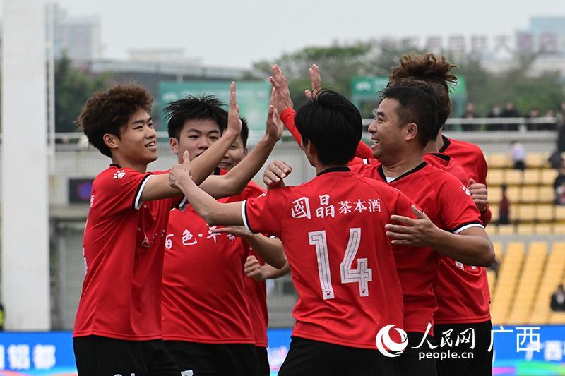 广西“县超”书写“足球+文化”融合新篇章